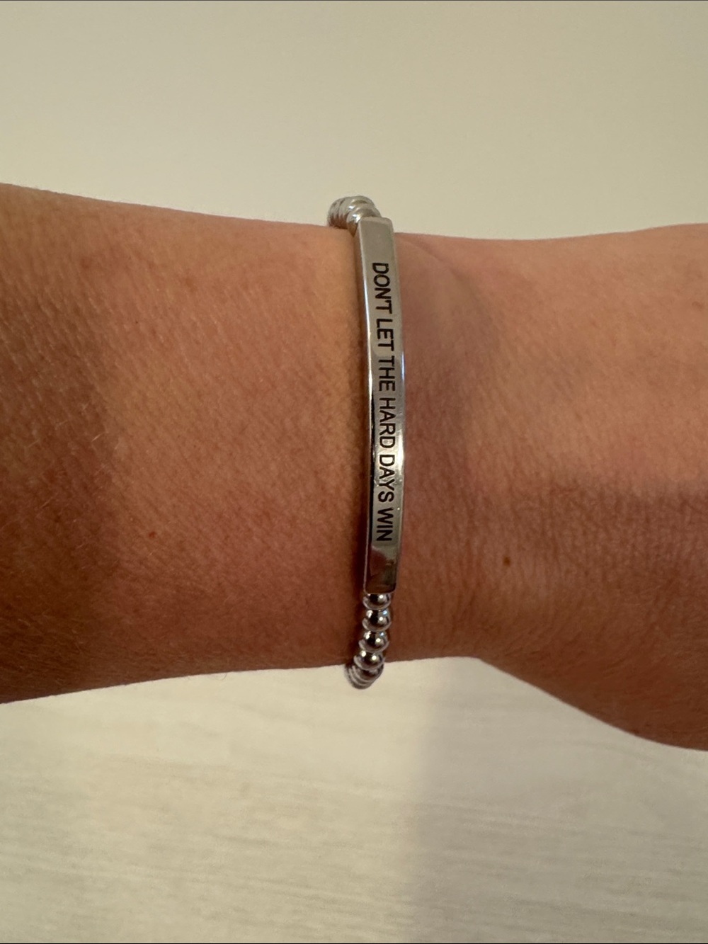 mint&lily Don't Let The Hard Days Win Beaded Inspire Bracelet 7.5” EUC - Picture 5 of 5